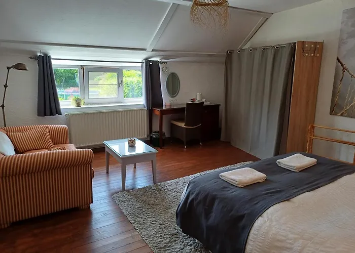 Les Gabelous - D'hotes Avec Petit-dejeuner A Viroinval B&B 3*