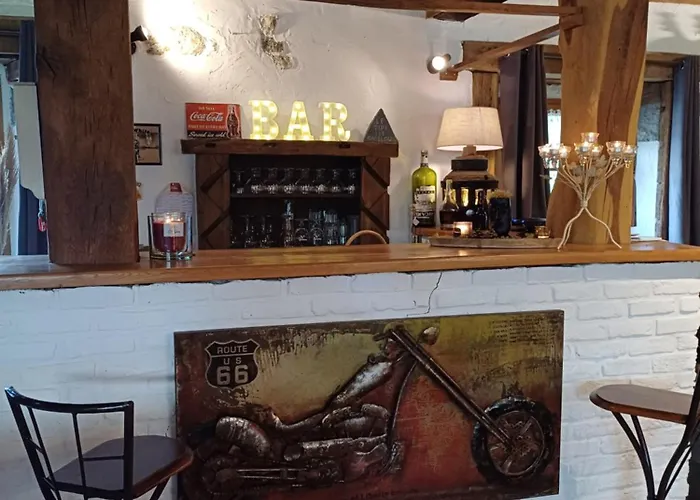 B&B Les Gabelous - D'hotes Avec Petit-dejeuner A Viroinval 3*